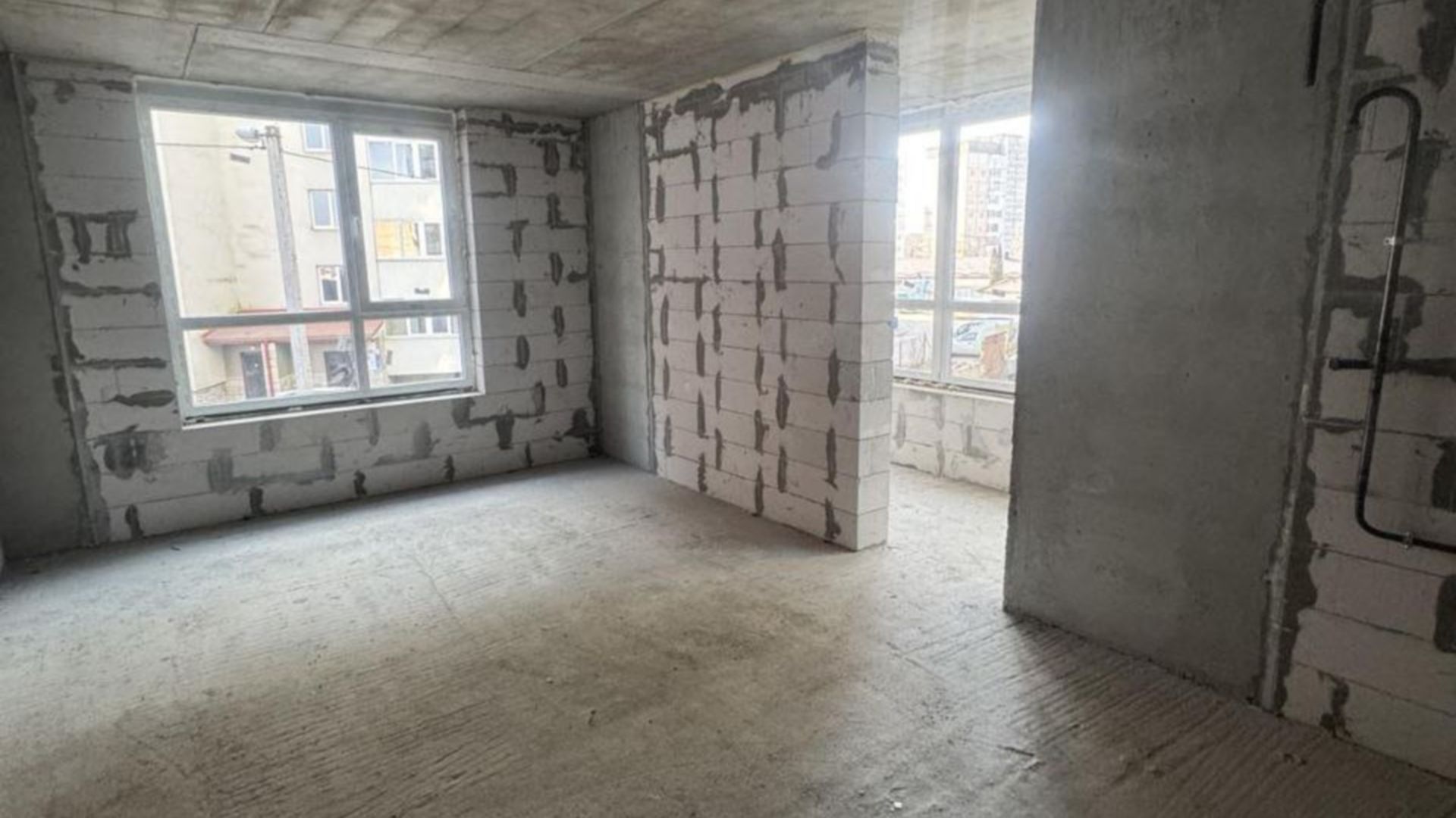 Станом на березень 2025 року ЖК вул. Тролейбусна, 5 хід будівництва фото 828311