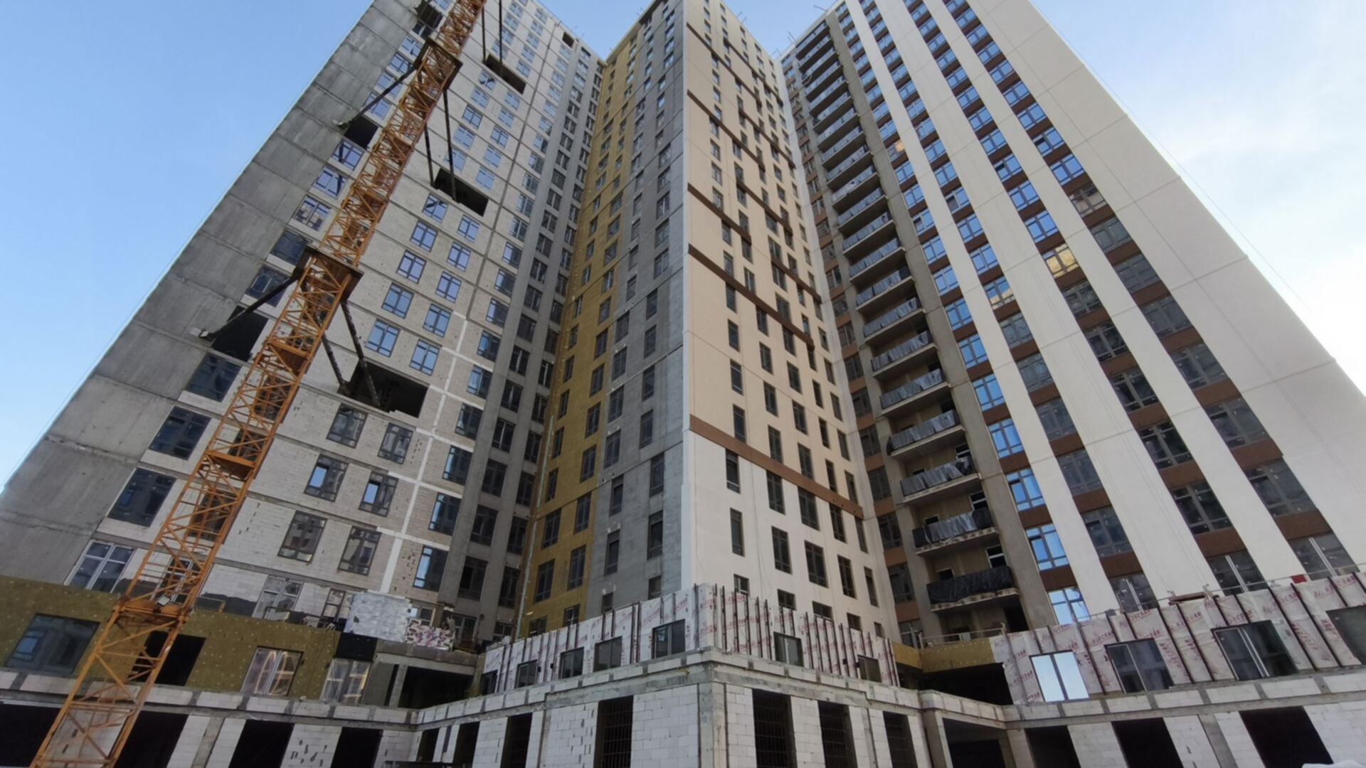 Состоянием на март 2025 года БЦ Kadorr City ход строительства фото 828393