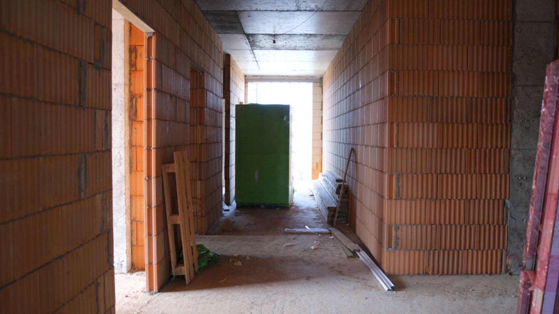 Станом на лютий 2025 року Апарт-готель Wol хід будівництва фото 831102