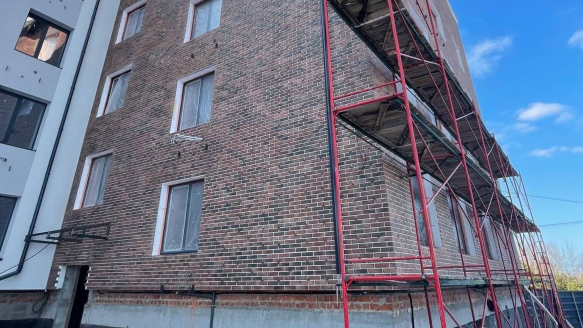 Станом на березень 2025 року ЖК Міланж хід будівництва фото 831120