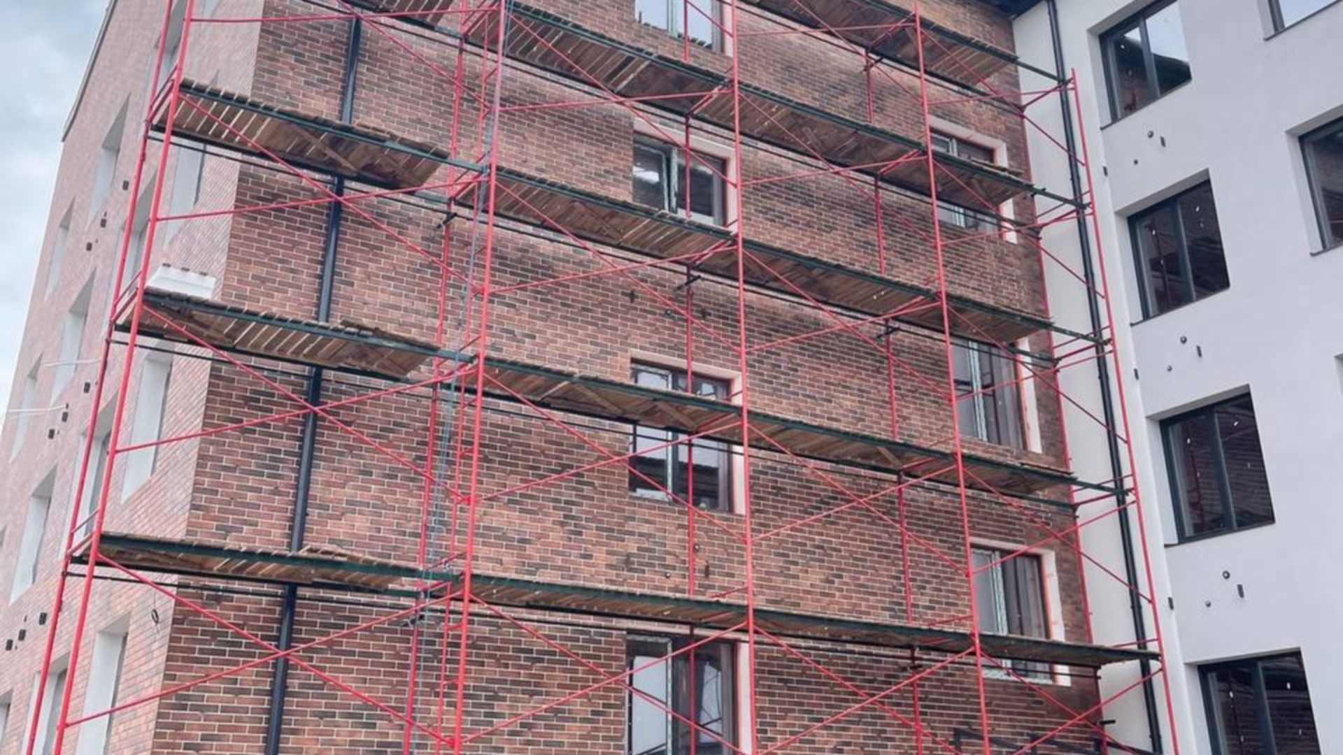 Станом на березень 2025 року ЖК Міланж хід будівництва фото 831129