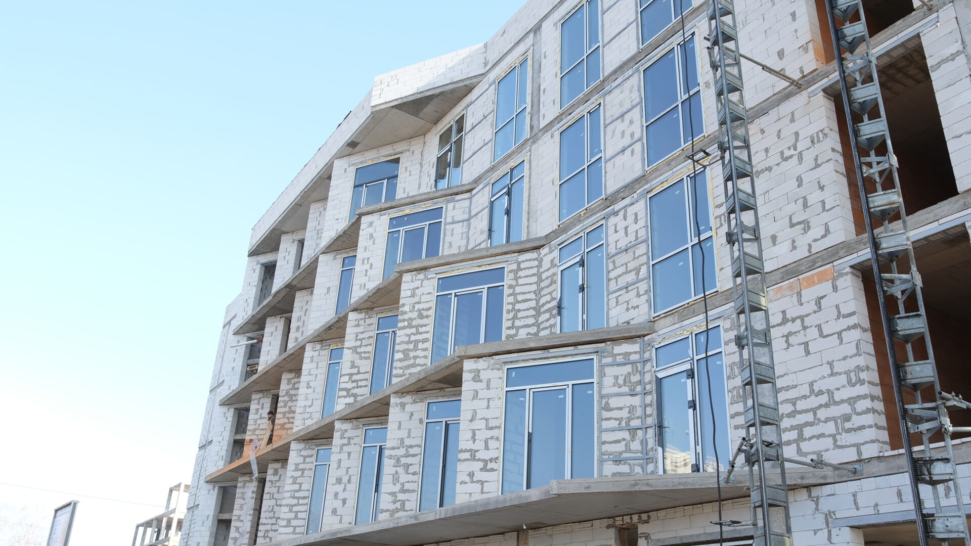 Станом на лютий 2025 року Апарт-готель Wol хід будівництва фото 831236