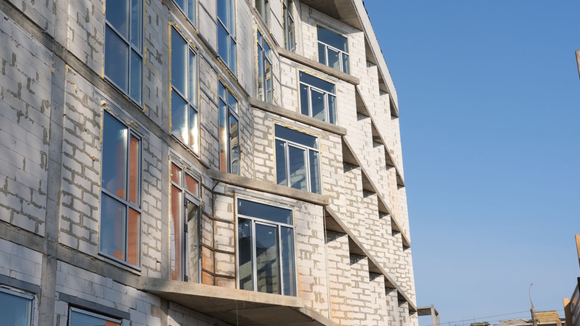 Станом на лютий 2025 року Апарт-готель Wol хід будівництва фото 831239