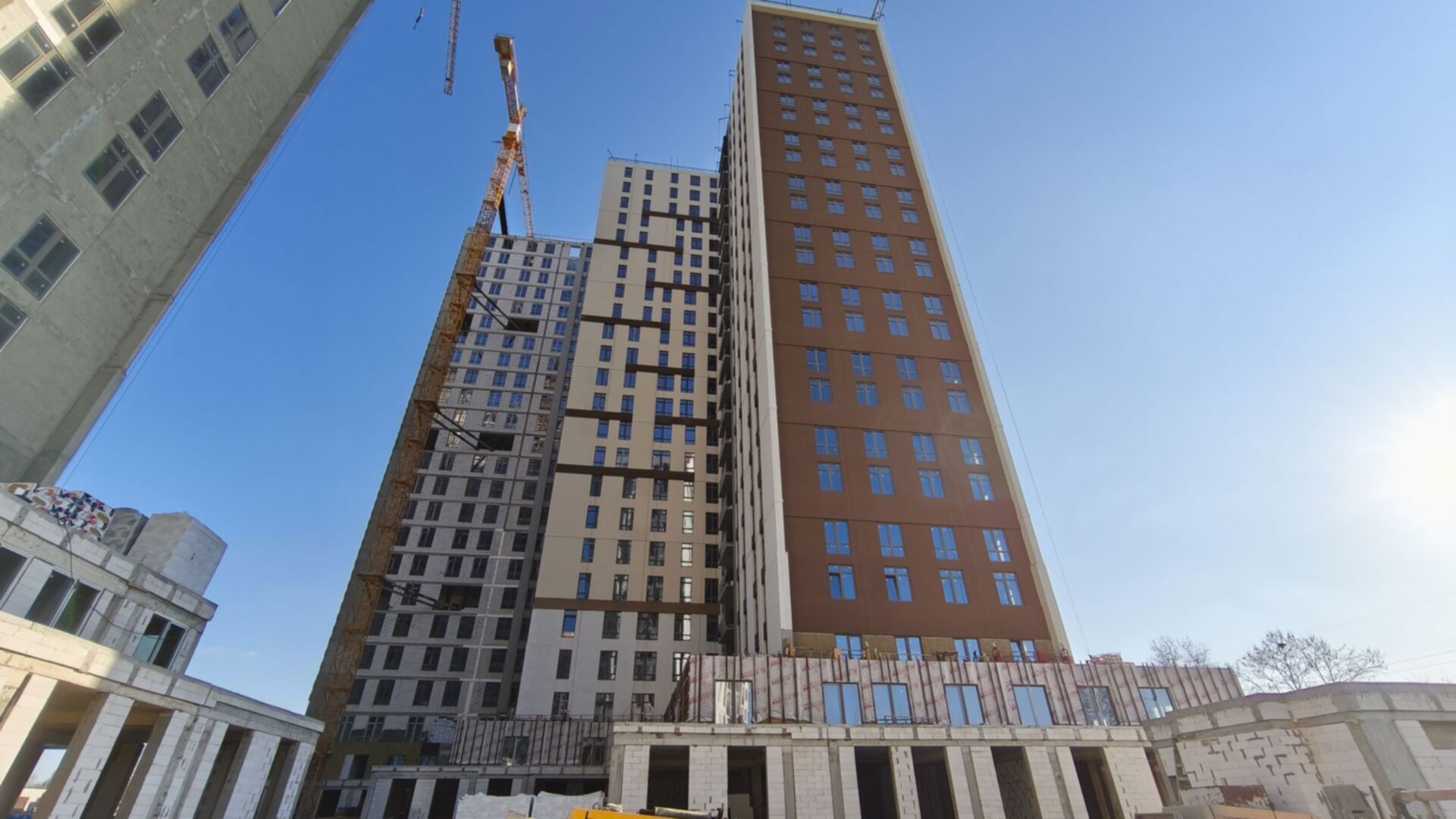 Состоянием на март 2025 года БЦ Kadorr City ход строительства фото 843132