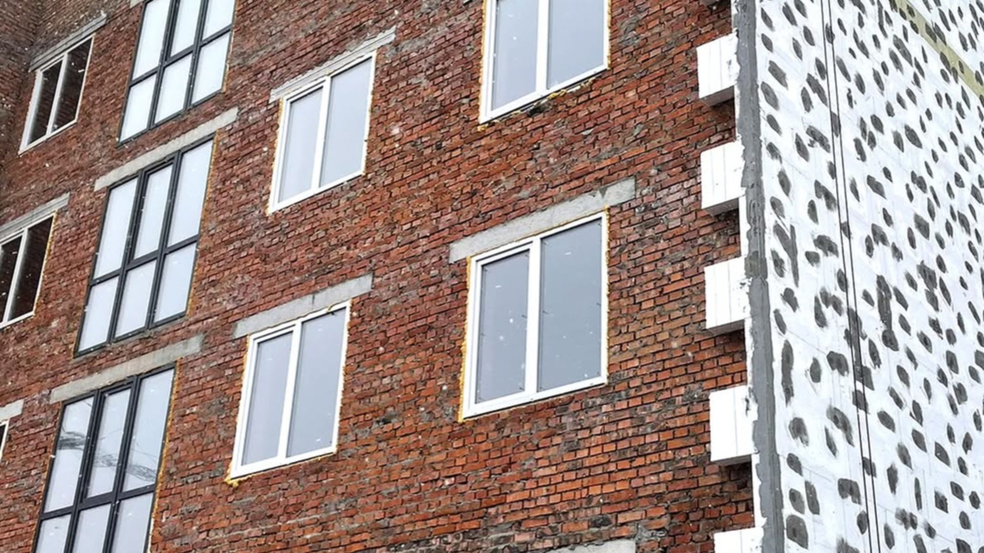 Состоянием на апрель 2025 года ЖК Smart Fort ход строительства фото 850386