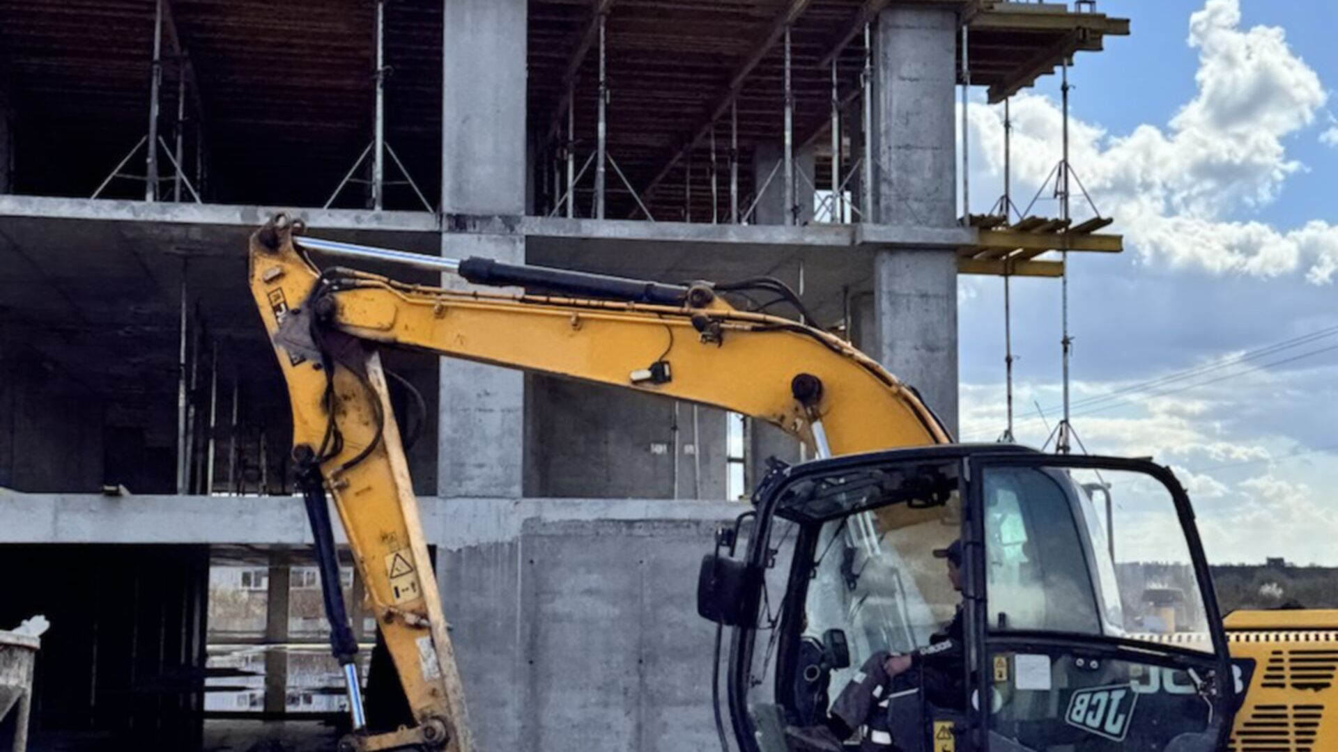 ЖК AVANT PARK хід будівництва фото 850862