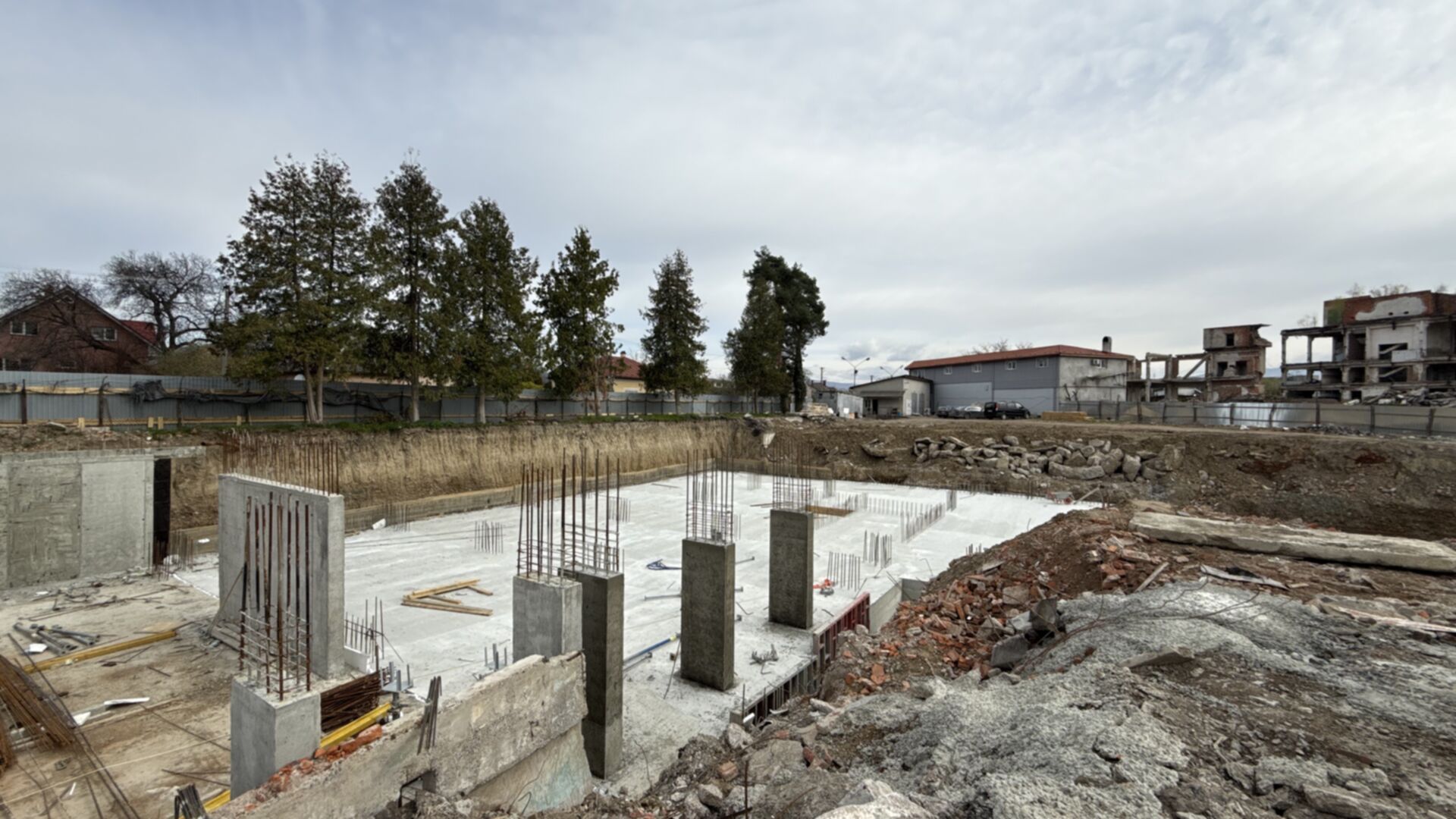 Станом на квітень 2025 року ЖК Central City Mukachevo хід будівництва фото 852189