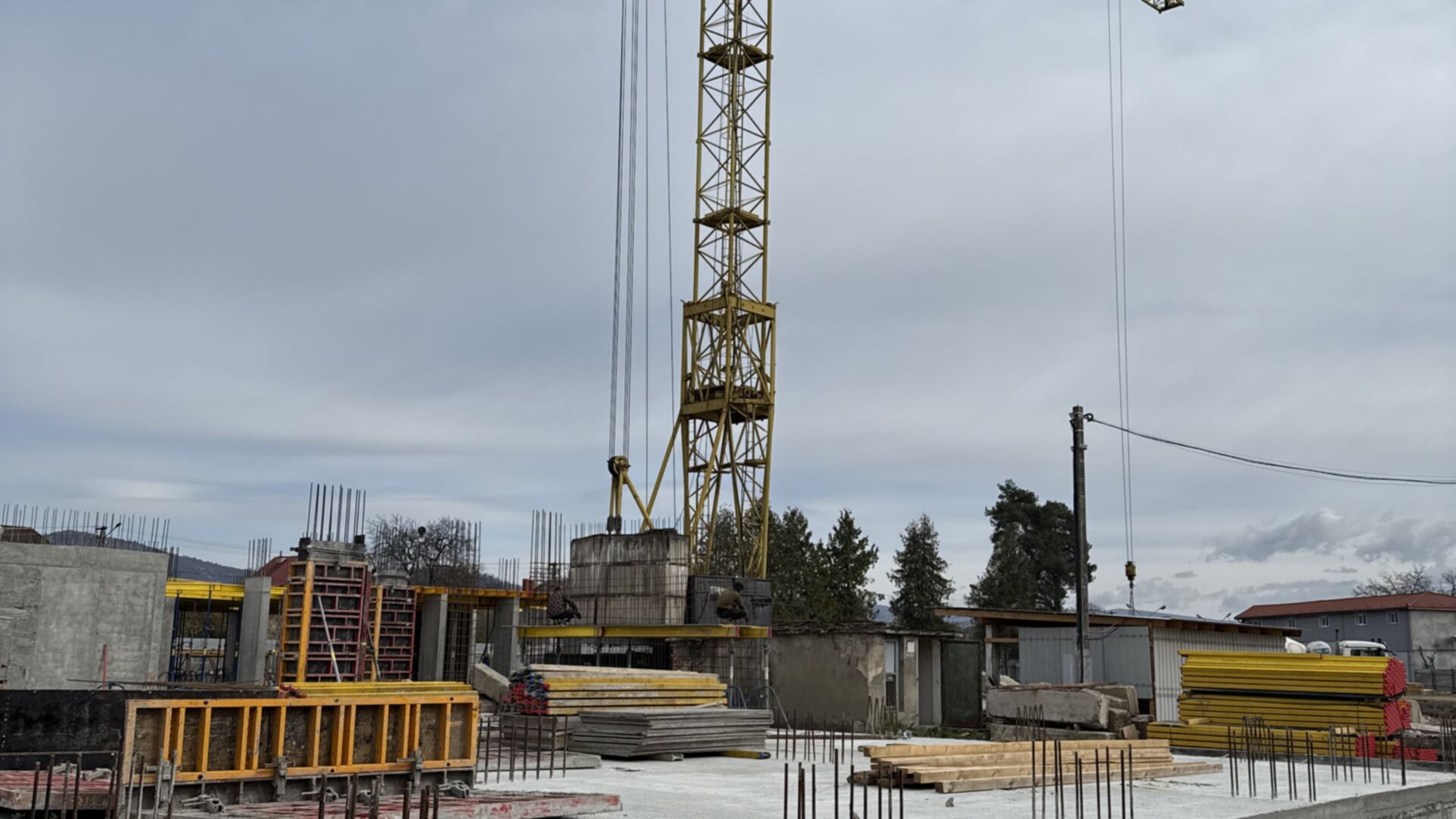 Станом на квітень 2025 року ЖК Central City Mukachevo хід будівництва фото 852221