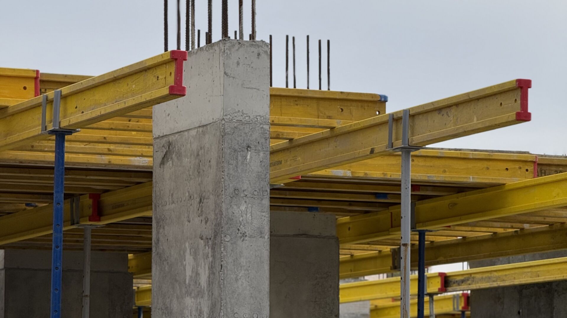 Станом на квітень 2025 року ЖК Central City Mukachevo хід будівництва фото 852241