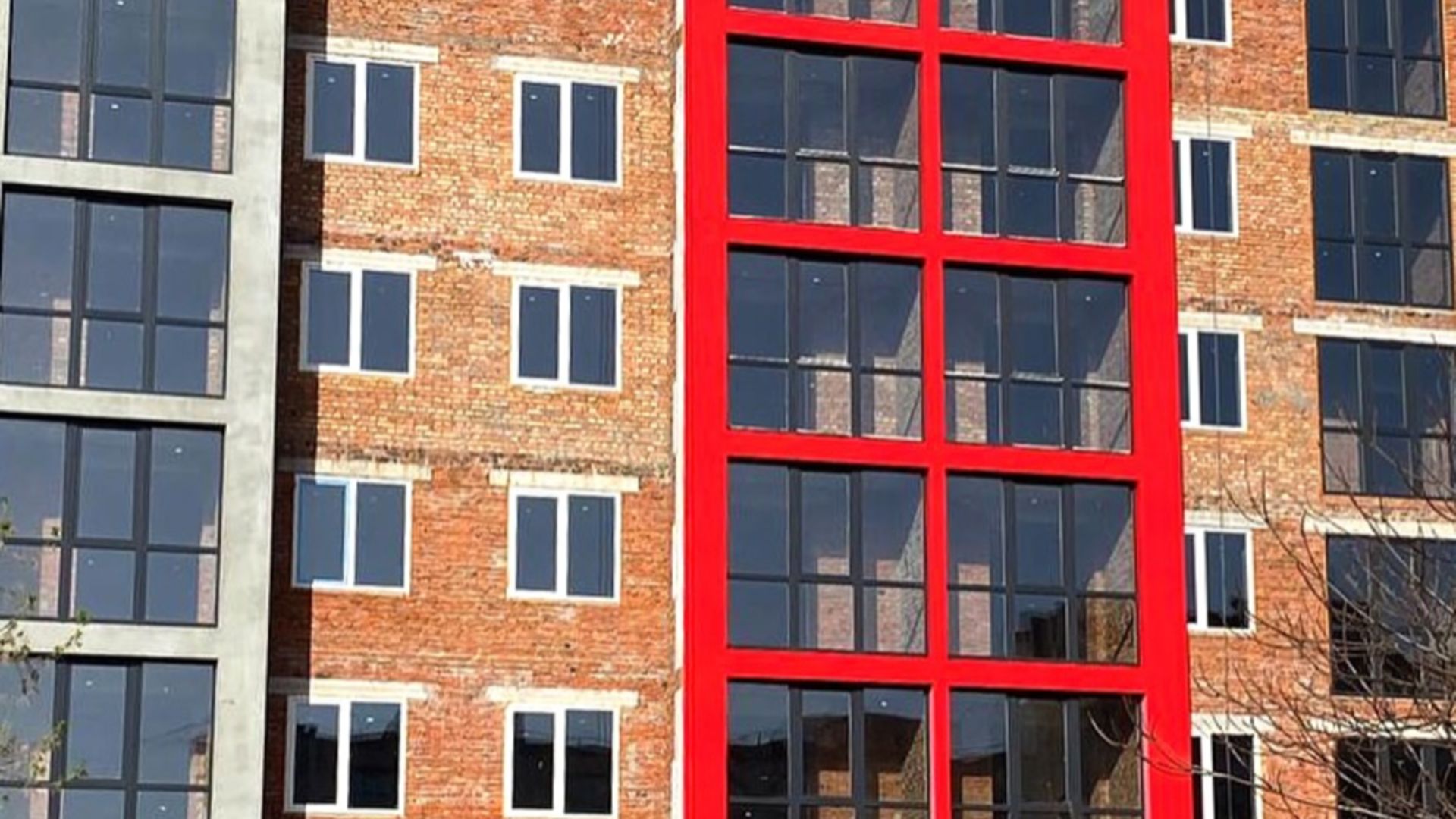 Состоянием на апрель 2025 года ЖК Smart Fort ход строительства фото 856155