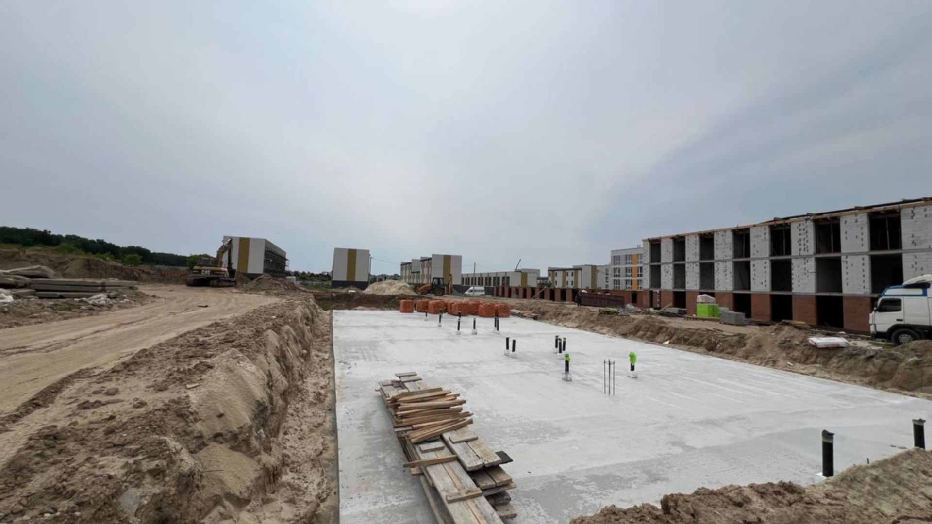 Состоянием на июнь 2025 года ЖК Sanville Park ход строительства фото 877462