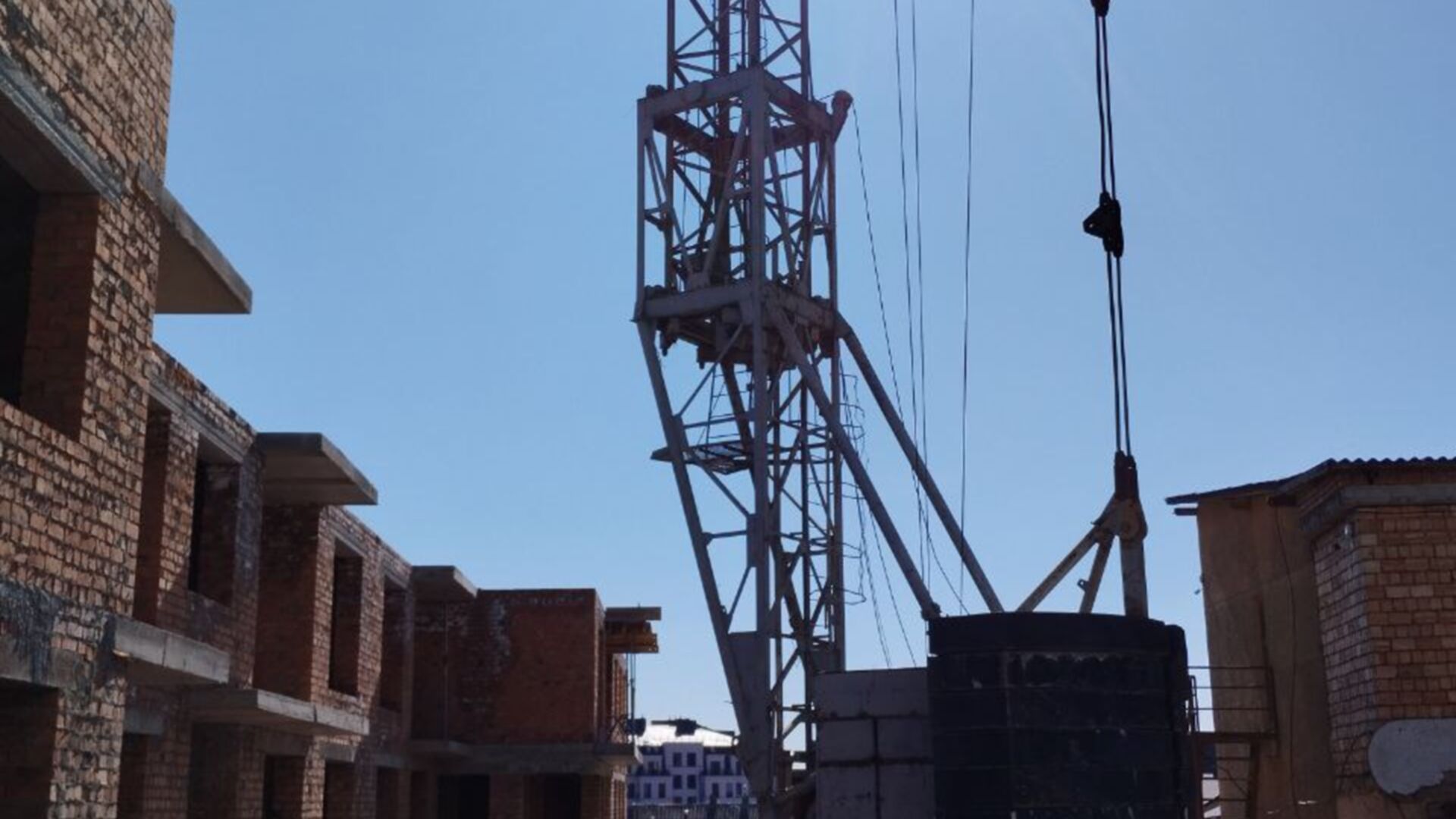 Состоянием на май 2025 года ЖК ул. Бориславская, 20 ход строительства фото 882885