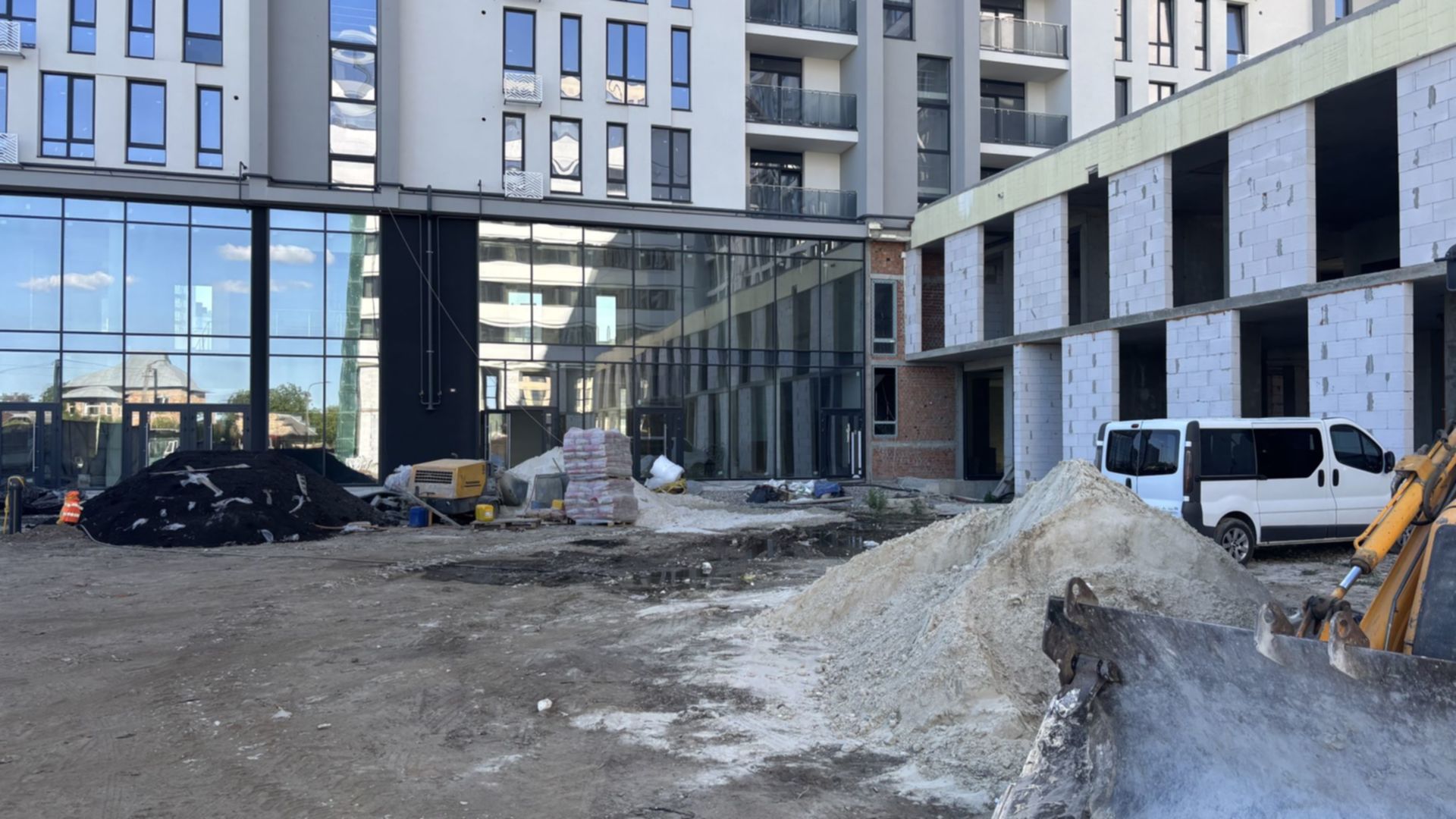 ЖК Kniahynyn-Center ход строительства фото 885822