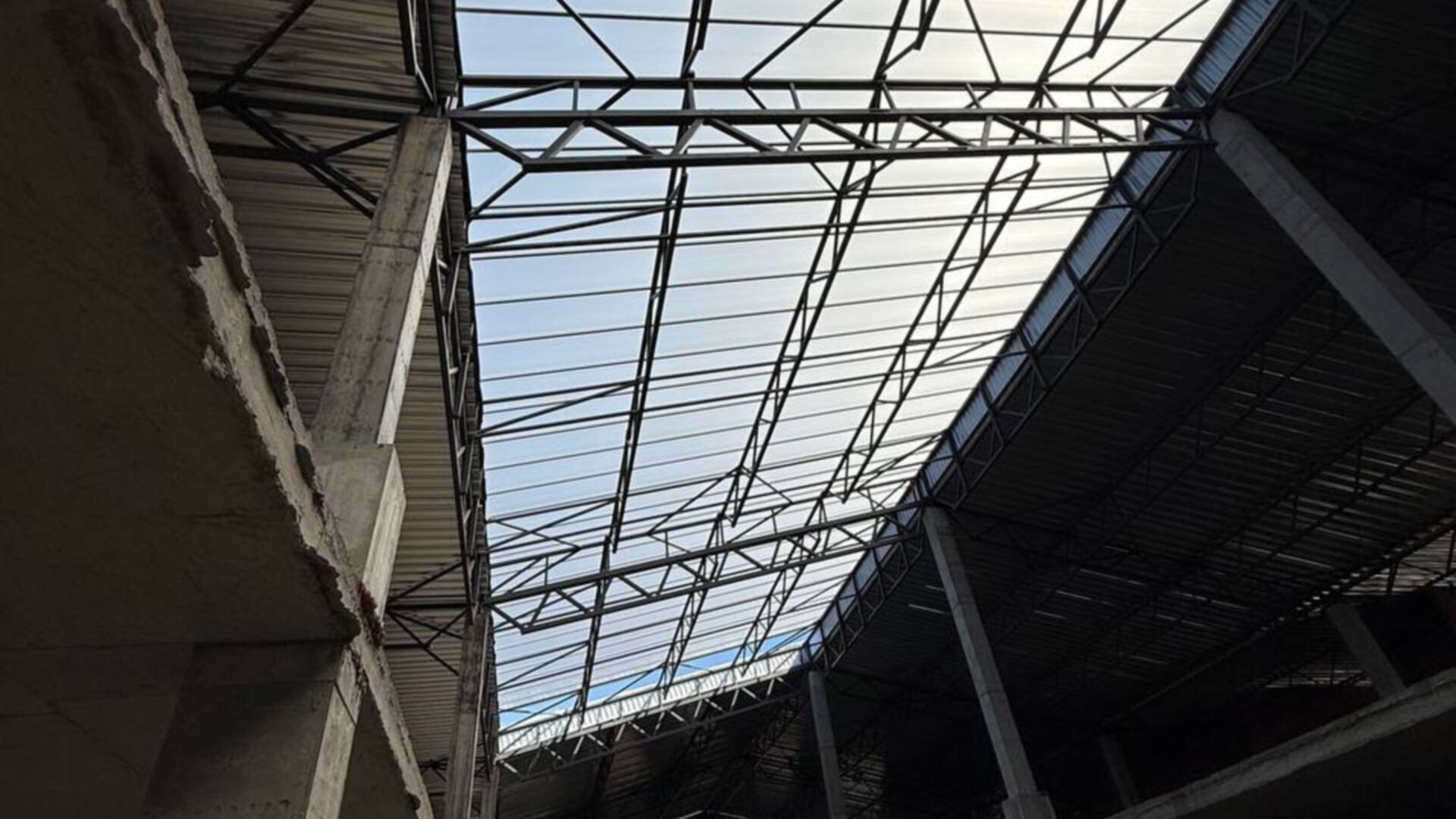 Состоянием на июль 2025 года Торгово-офісний центр Terminal ход строительства фото 888119