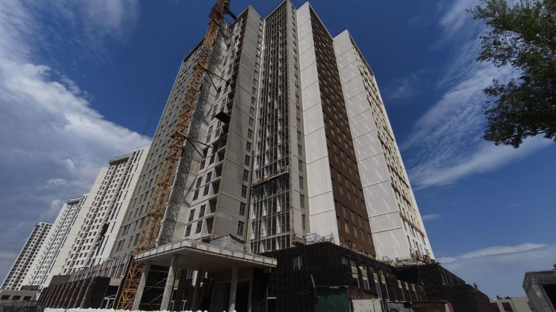 Состоянием на июль 2025 года БЦ Kadorr City ход строительства фото 890790