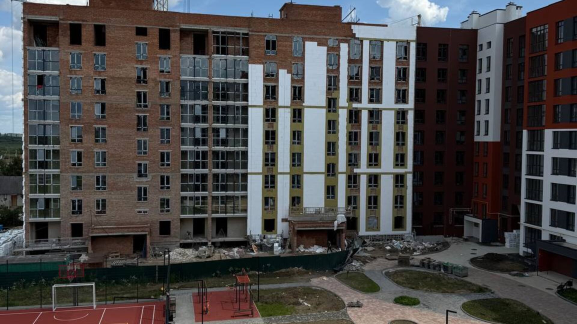 Станом на липень 2025 року ЖК Перший квартал хід будівництва фото 891511