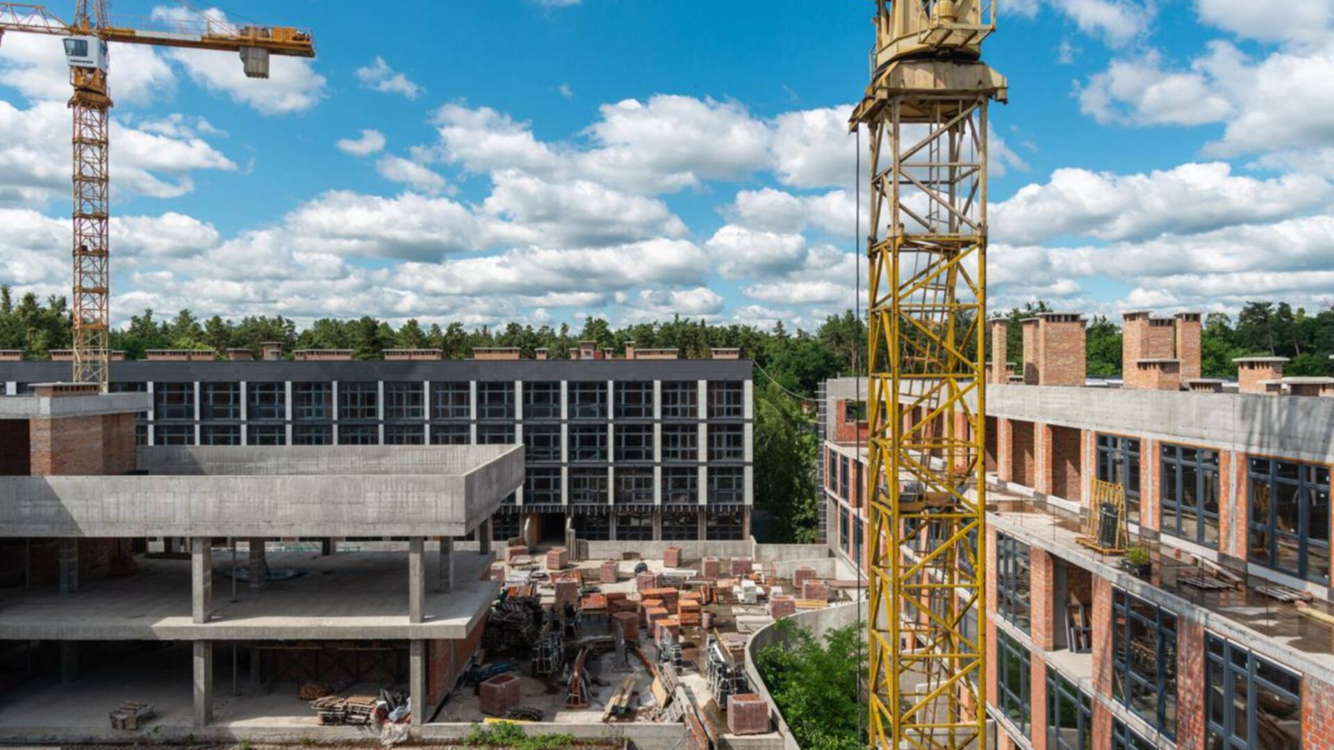 ЖК Luxberry lakes & forest хід будівництва фото 891994