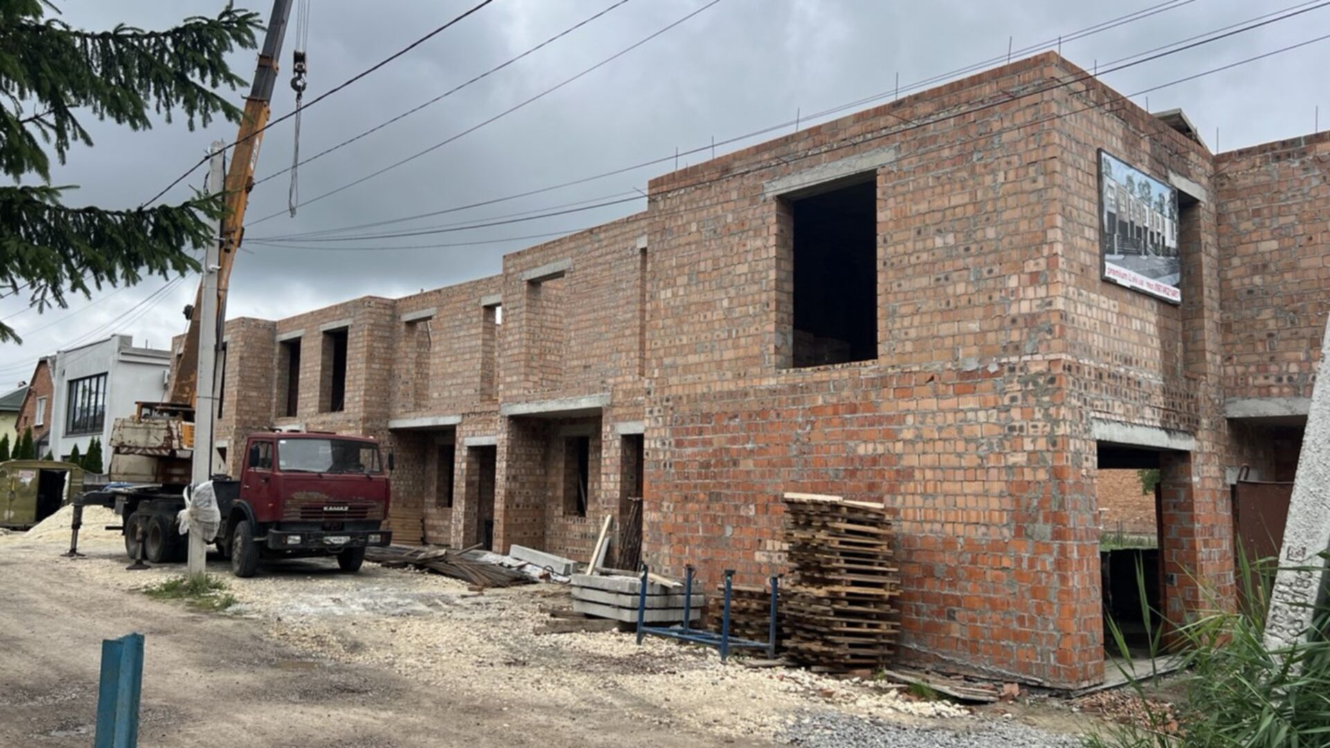 Состоянием на июль 2025 года Таунхаус Премиум ход строительства фото 894308