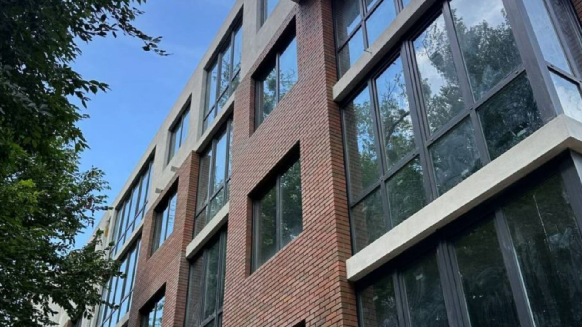 Станом на серпень 2025 року ЖК Парковий Дім хід будівництва фото 900997