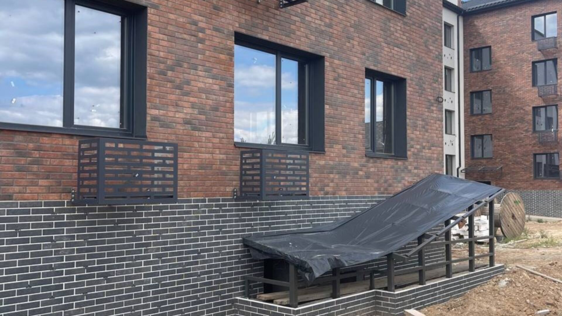 Станом на вересень 2025 року ЖК Міланж хід будівництва фото 909136