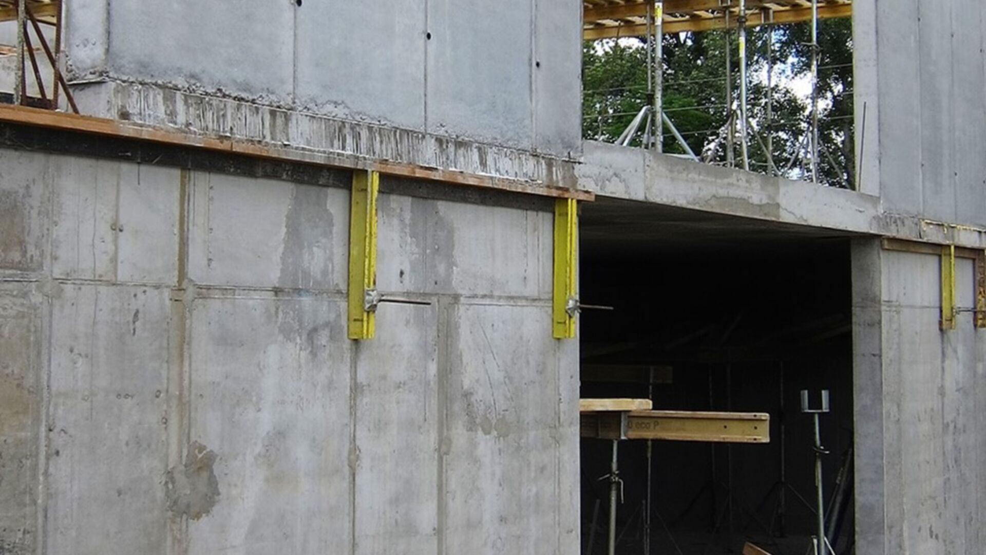 Состоянием на июль 2025 года ЖК ул. Евгена Маланюка (Сагайдака), 101 ход строительства фото 911957