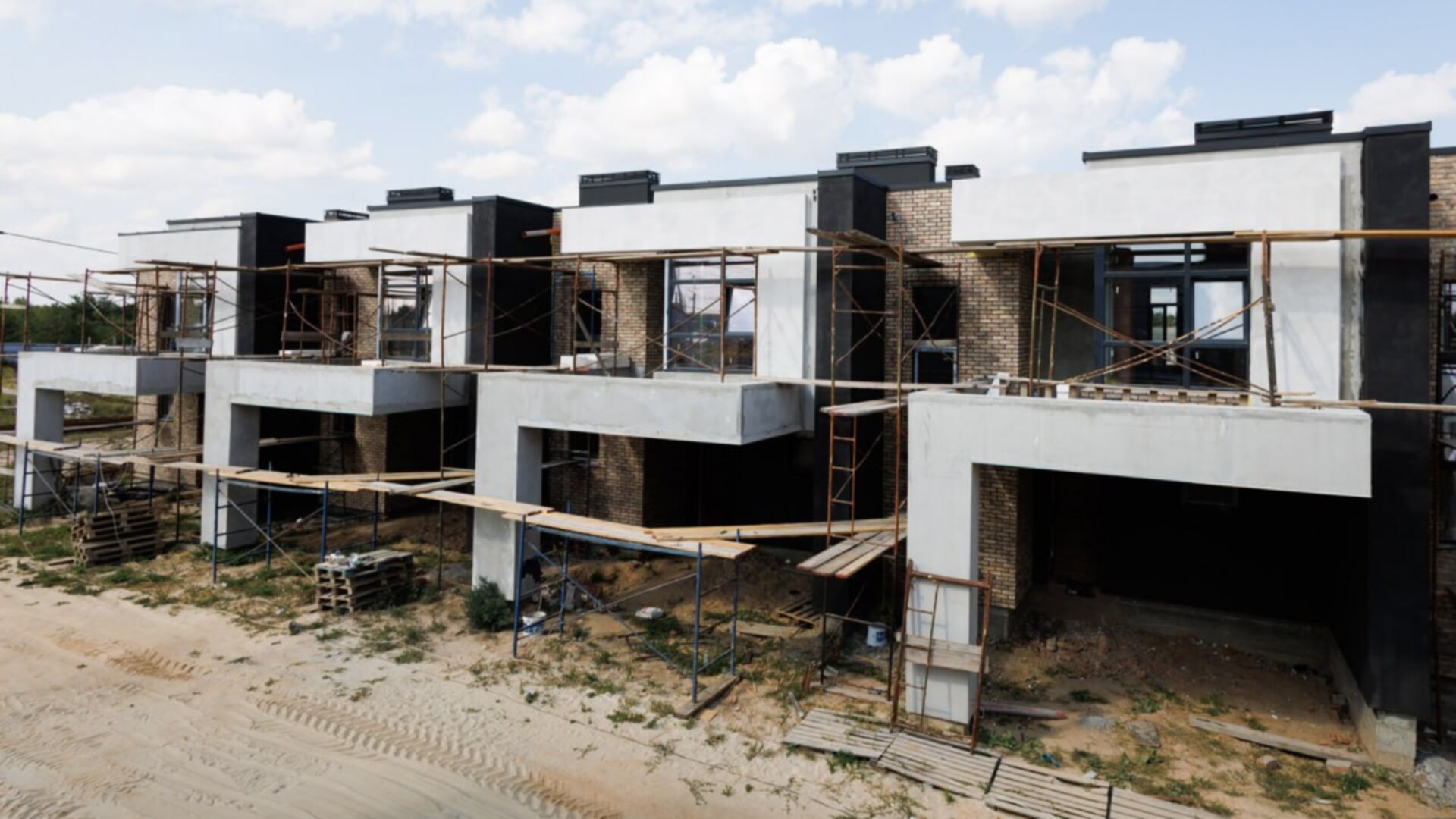 Состоянием на сентябрь 2025 года КГ Family Park Residence ход строительства фото 912766