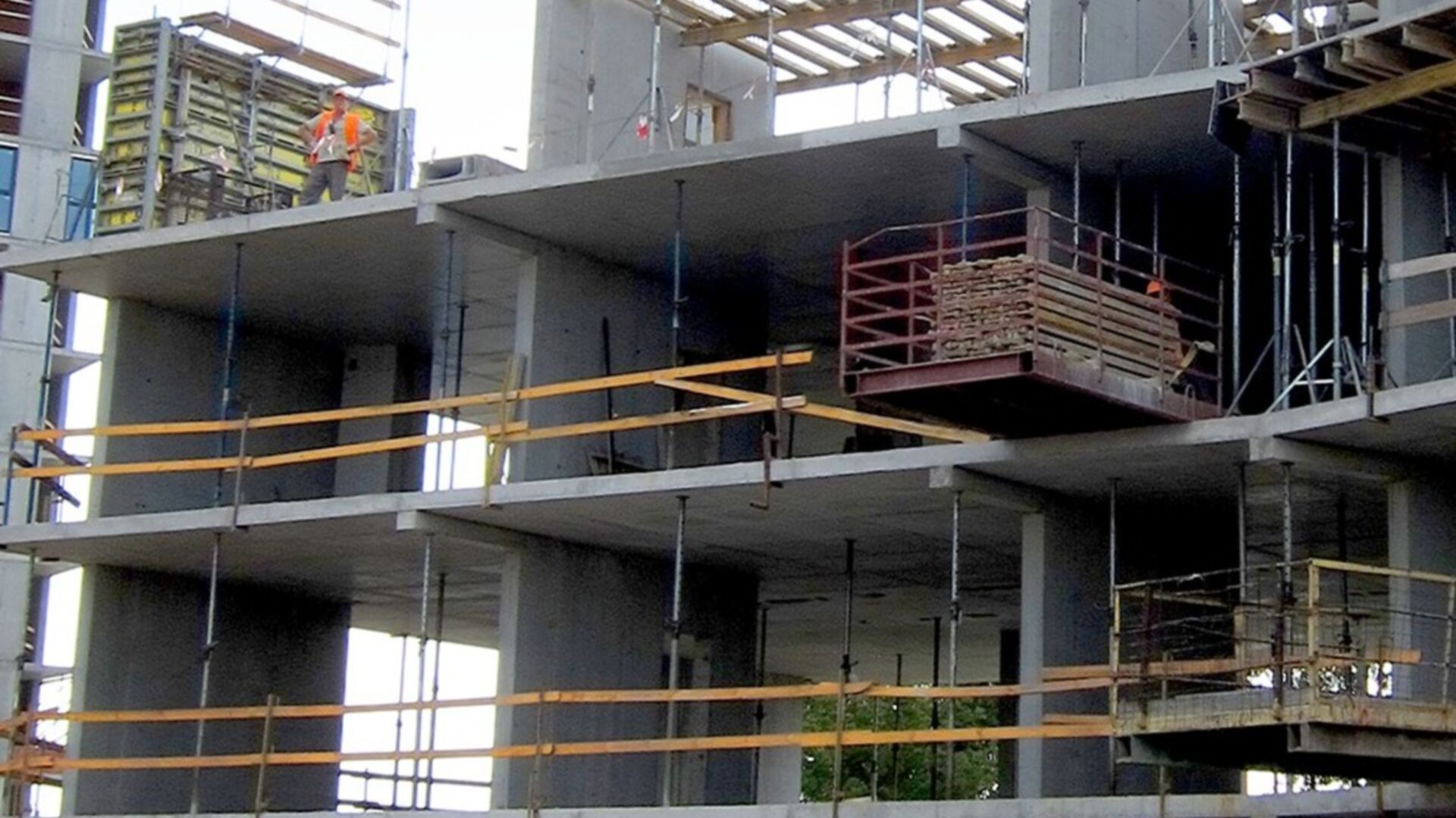 Состоянием на сентябрь 2025 года ЖК ул. Евгена Маланюка (Сагайдака), 101 ход строительства фото 917541