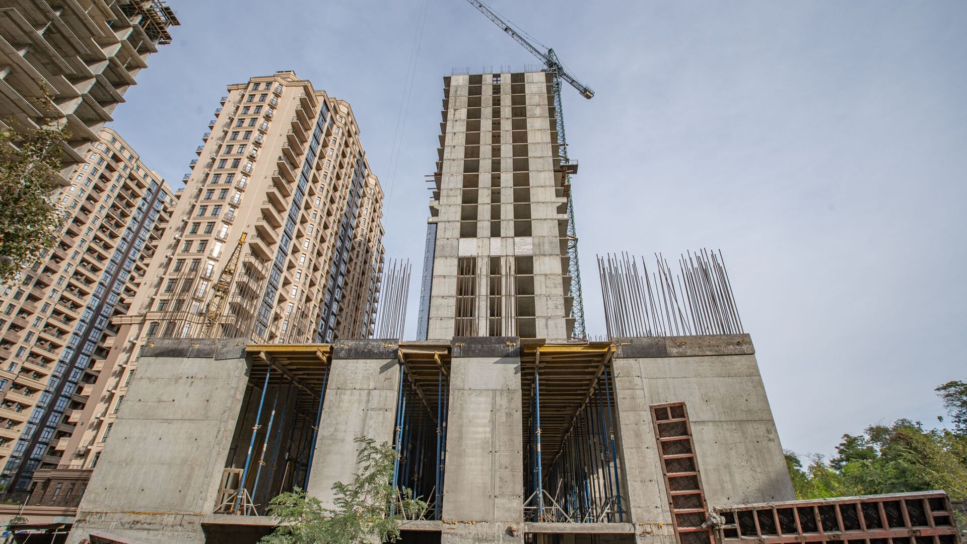 Состоянием на октябрь 2025 года БЦ PlatOn ход строительства фото 920252