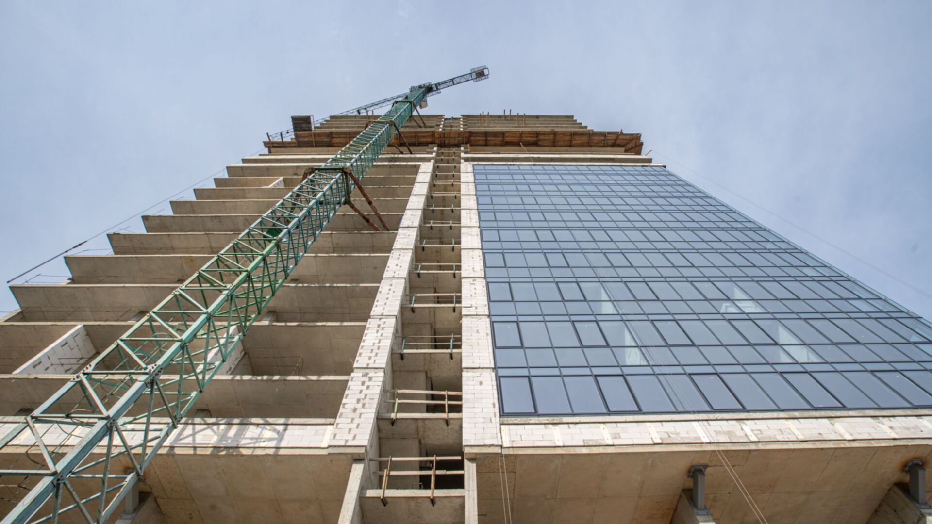 Состоянием на октябрь 2025 года БЦ PlatOn ход строительства фото 920256