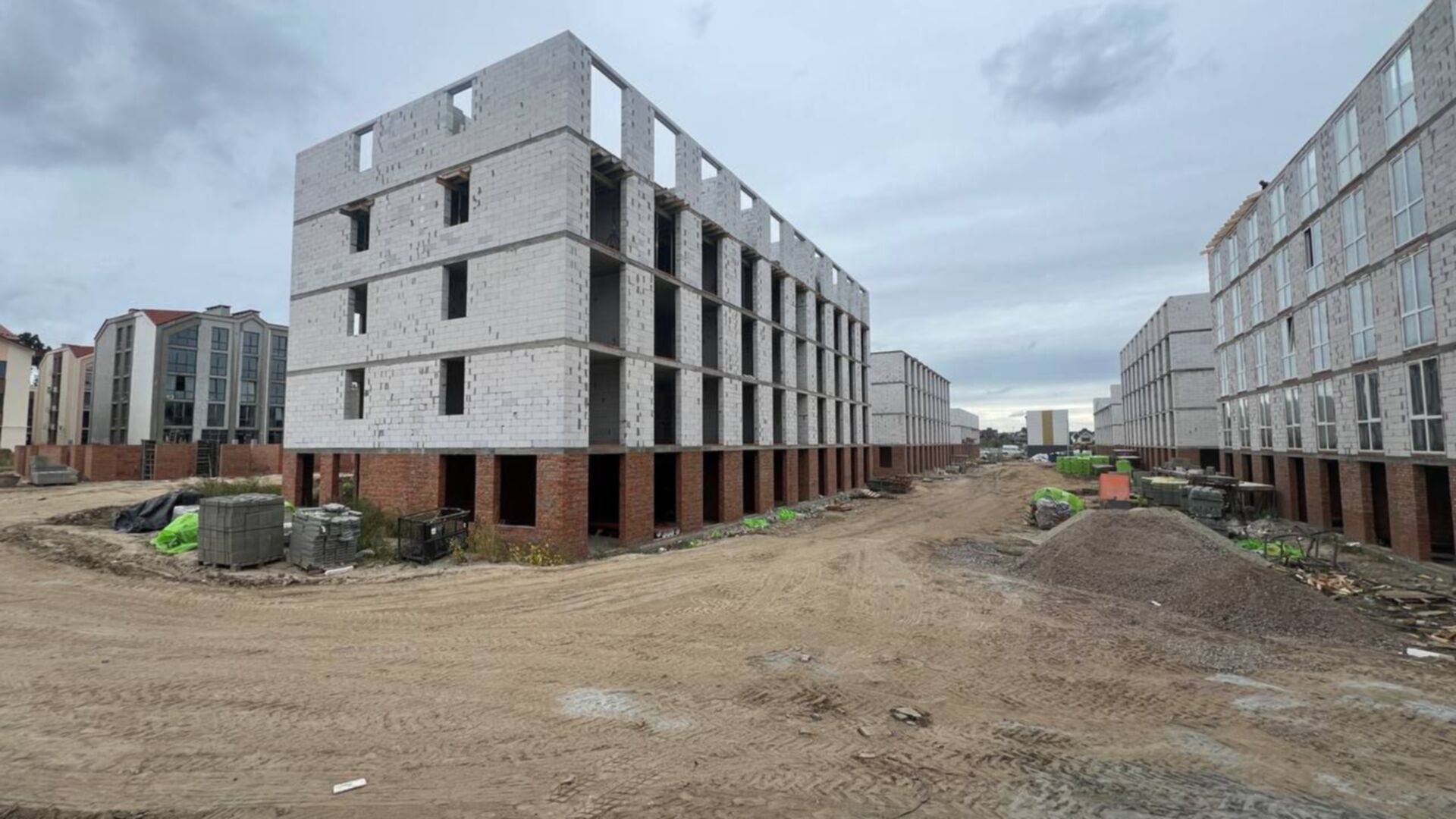 Состоянием на октябрь 2025 года ЖК Sanville Park ход строительства фото 920446