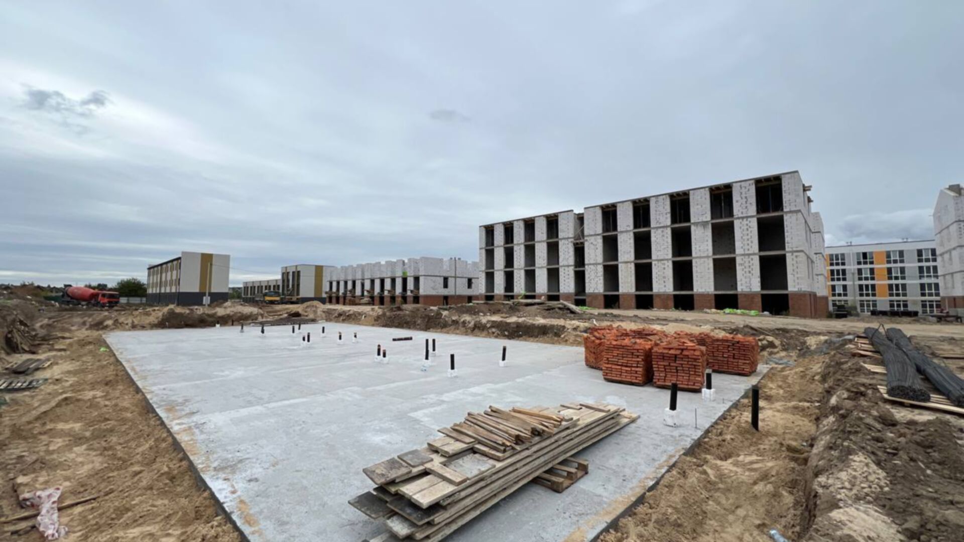 Состоянием на октябрь 2025 года ЖК Sanville Park ход строительства фото 920964