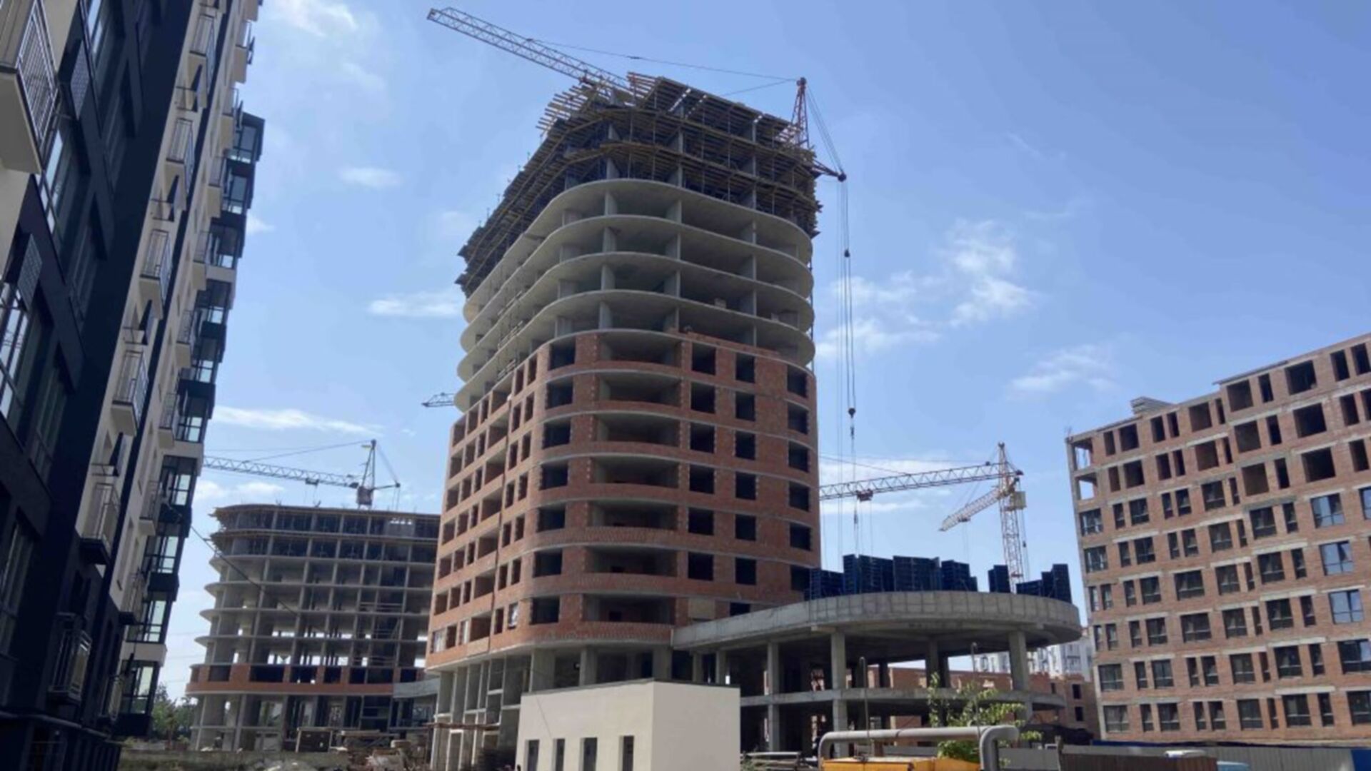 Станом на жовтень 2025 року ЖК Липські вежі хід будівництва фото 921339