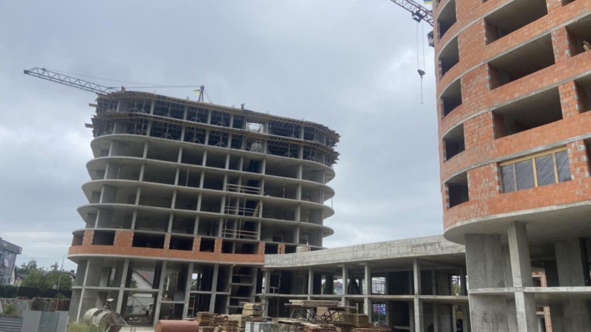 Станом на жовтень 2025 року ЖК Липські вежі хід будівництва фото 921346