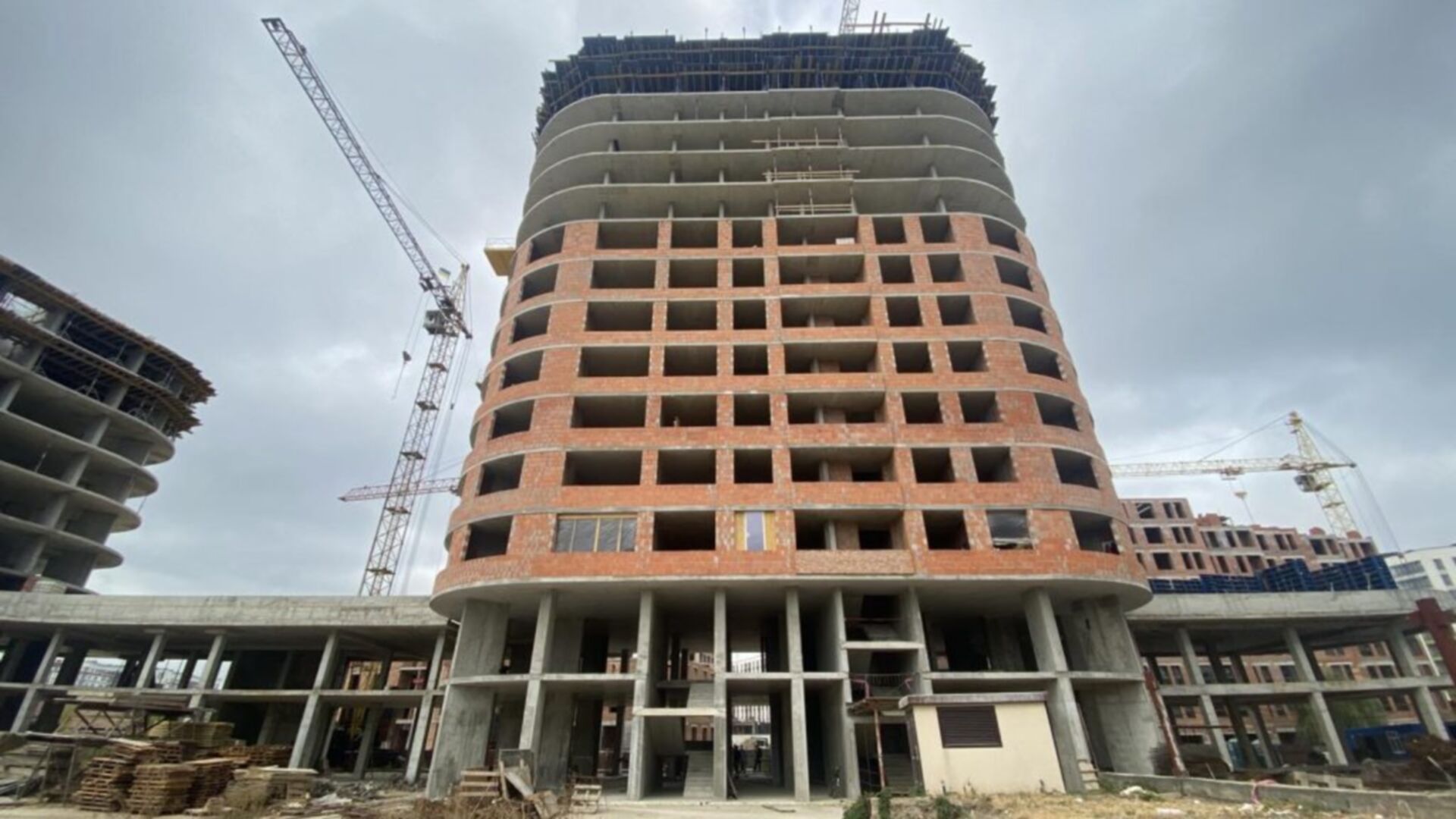 Станом на жовтень 2025 року ЖК Липські вежі хід будівництва фото 921348