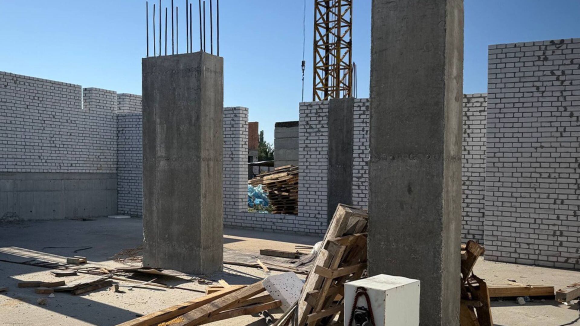 ЖК Новий Хотів хід будівництва фото 925854