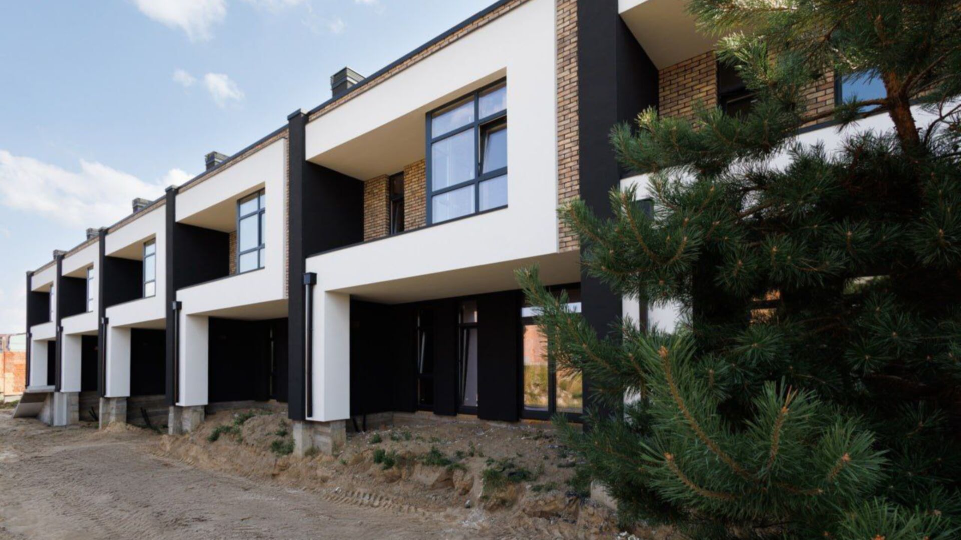 Состоянием на октябрь 2025 года КГ Family Park Residence ход строительства фото 926449