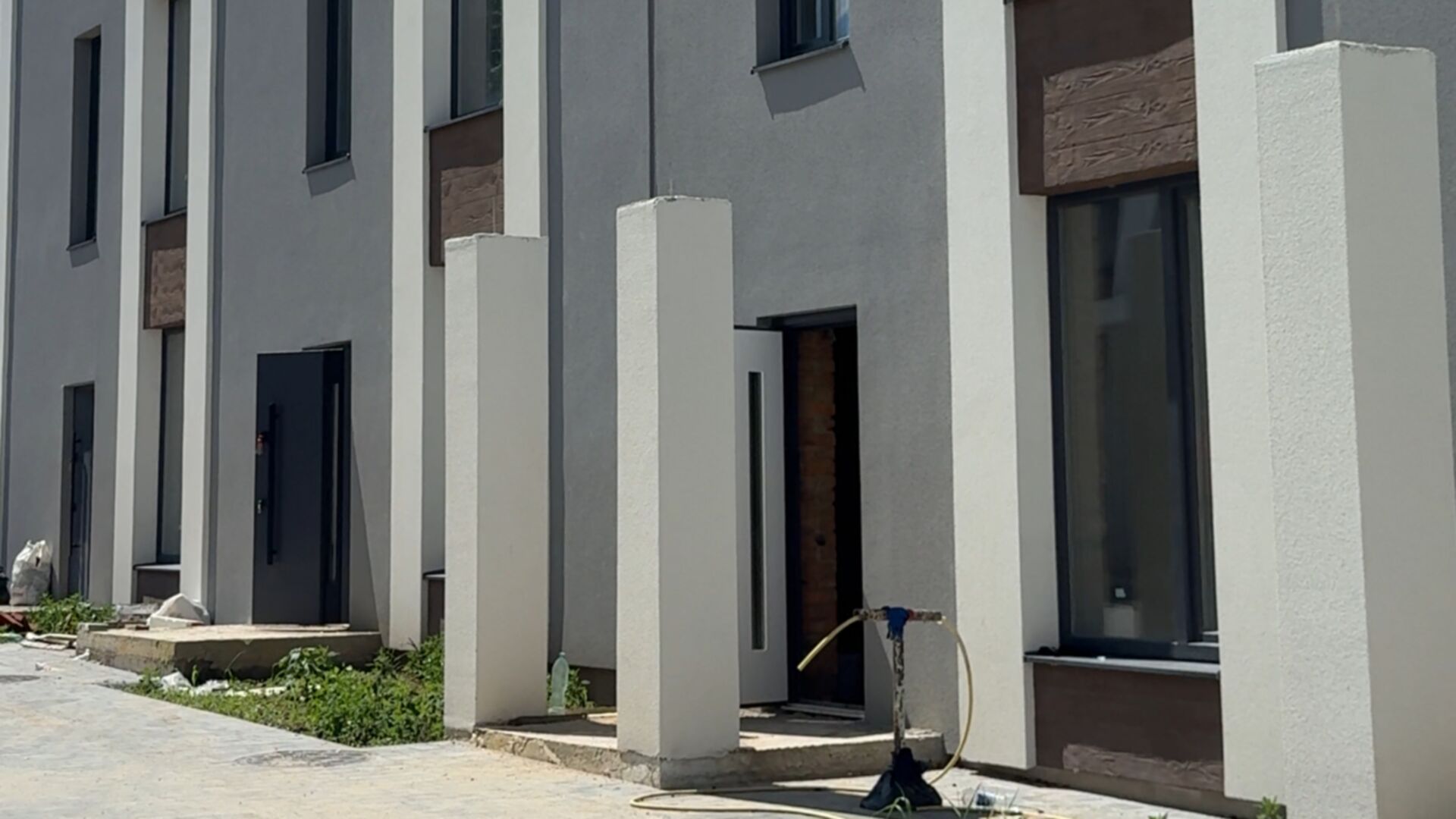 Станом на жовтень 2025 року Таунхаус The Lake хід будівництва фото 927250