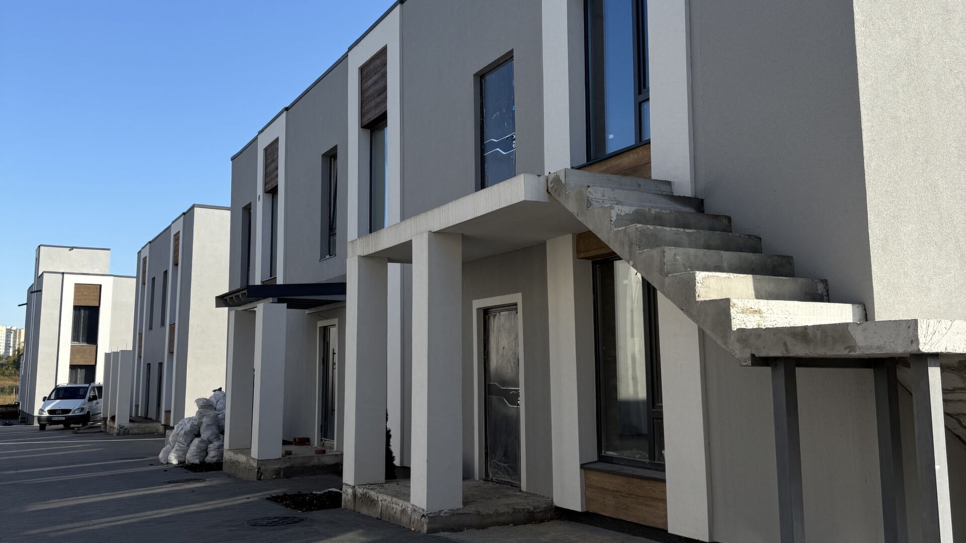 Станом на жовтень 2025 року Таунхаус The Lake хід будівництва фото 927256