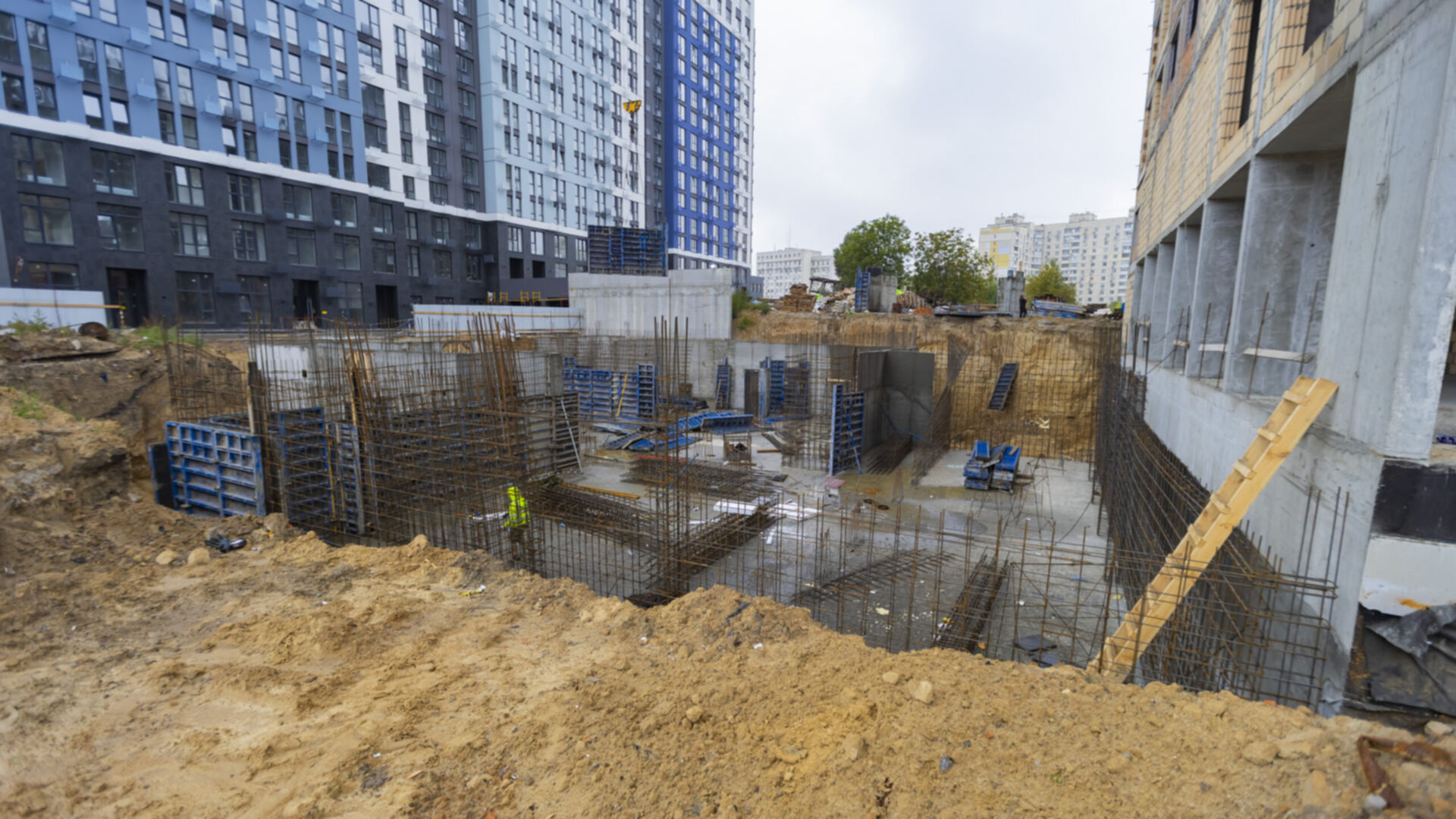 Состоянием на октябрь 2025 года ЖК Sky Avenue ход строительства фото 927649