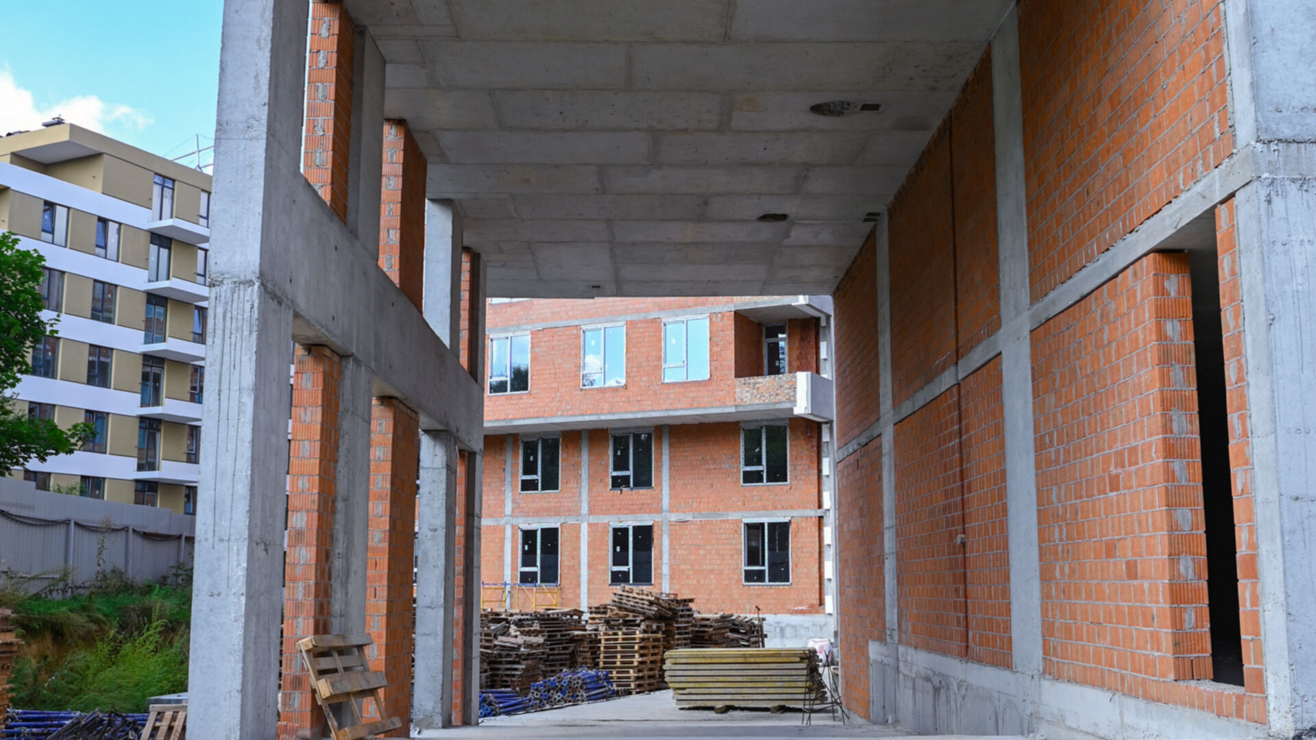 Станом на вересень 2025 року Затишний квартал MHouse хід будівництва фото 929888