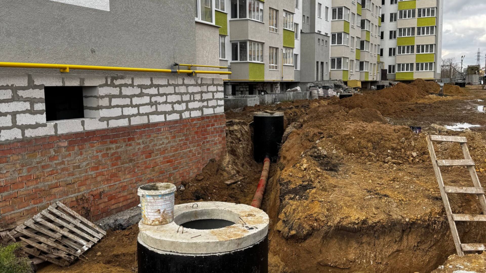 Станом на листопад 2025 року ЖК Маріїнський хід будівництва фото 939675