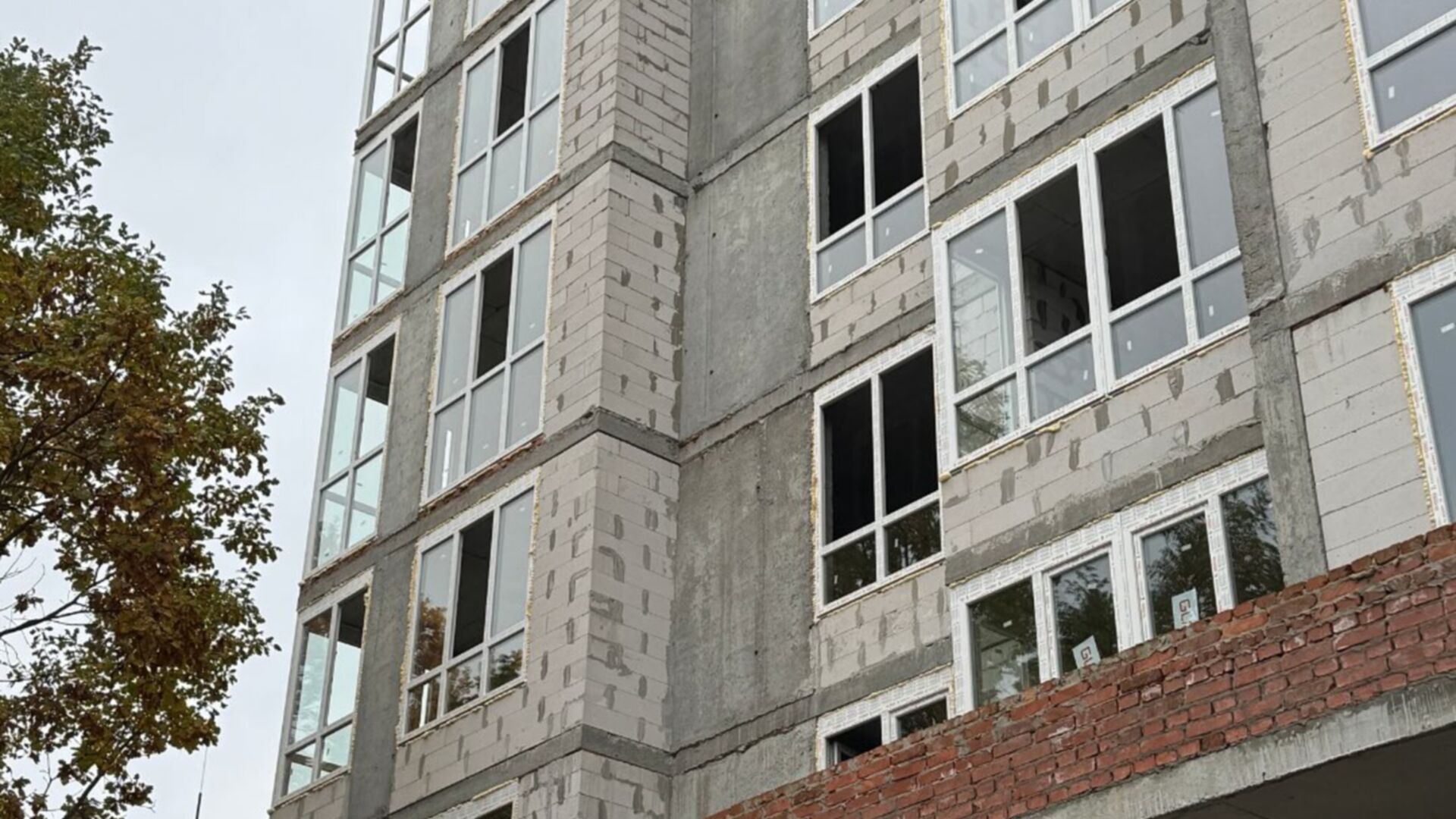 ЖК Pionerskiy 2 хід будівництва фото 945079