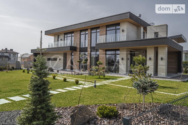 ЖК Золоче Клуб