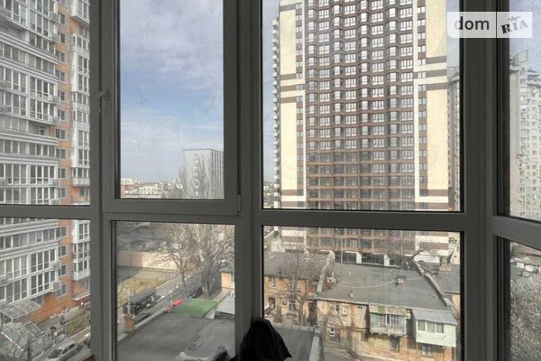 ЖК Бісквітний