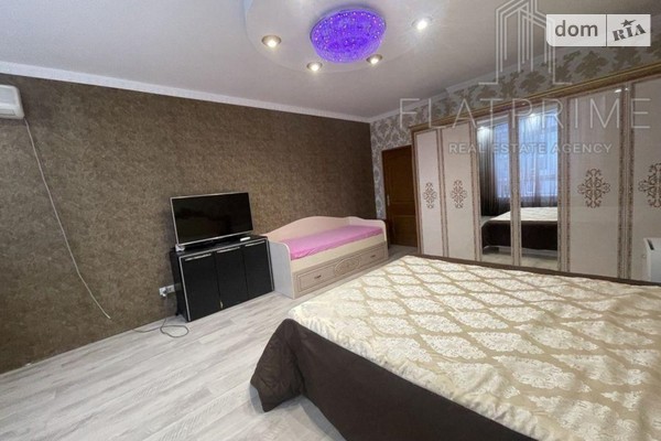 ЖК вул. Миколи Ушакова, 1д