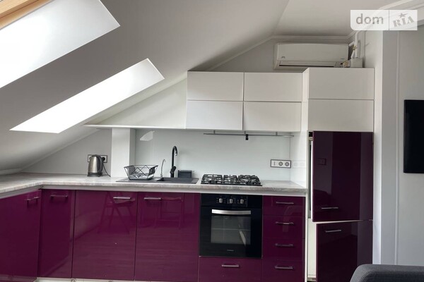 ЖК бул. Богдана Хмельницкого, 15-17