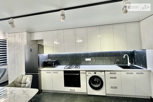 ЖК Вербицького, 7