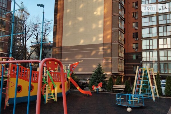 ЖК Сімейний