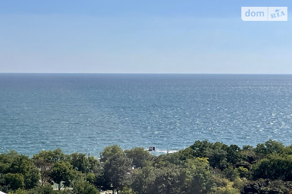 ЖК Біле вітрило