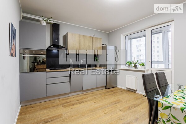 ЖК Новомостицький